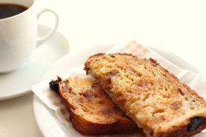 toast-raisin-eat bread 90