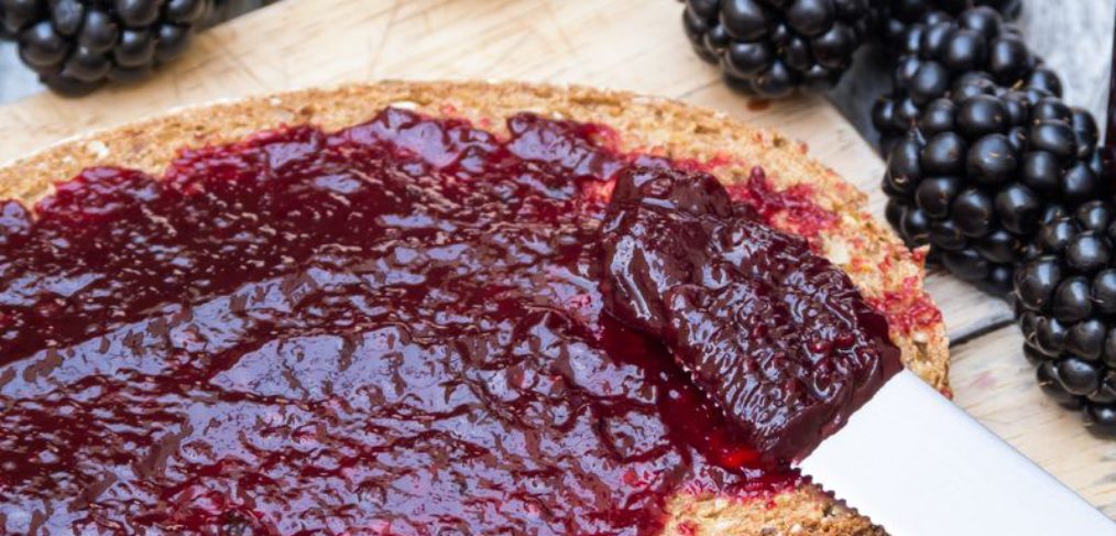 bread-jam-blackberries-fruit